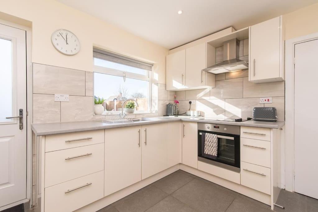 City Home From Home - Peaceful, Cosy & Modern 2Bed House Nottingham Exteriör bild