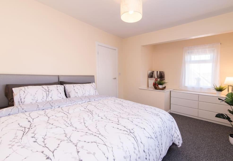 City Home From Home - Peaceful, Cosy & Modern 2Bed House Nottingham Exteriör bild